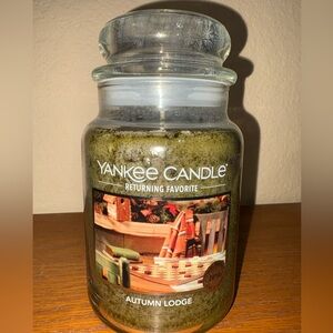 Yankee Candle Autumn Lodge Large Candle-New